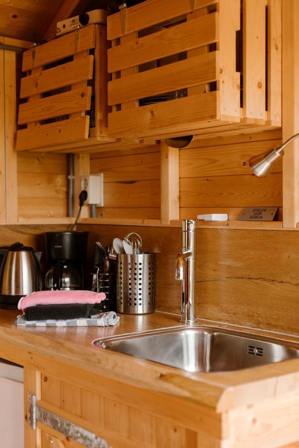 Camping de la Rue pipowagens Sleeuwijk Extérieur photo