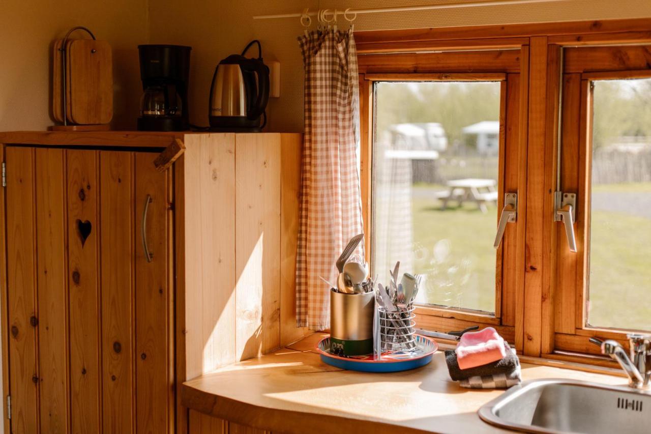 Camping de la Rue pipowagens Sleeuwijk Extérieur photo