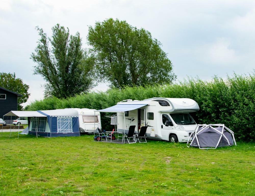 Camping de la Rue pipowagens Sleeuwijk Extérieur photo